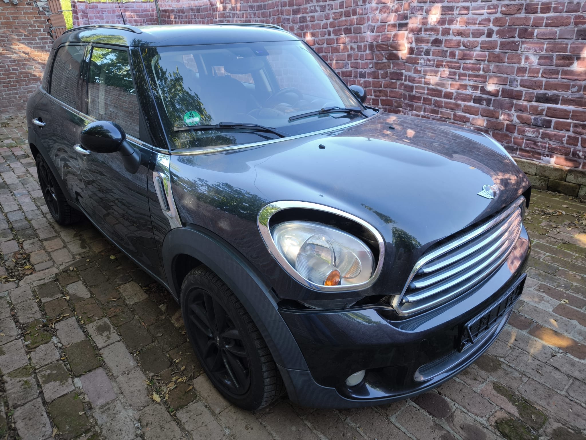 Mini Countryman in Ahlen nach Unfallschaden verkaufen