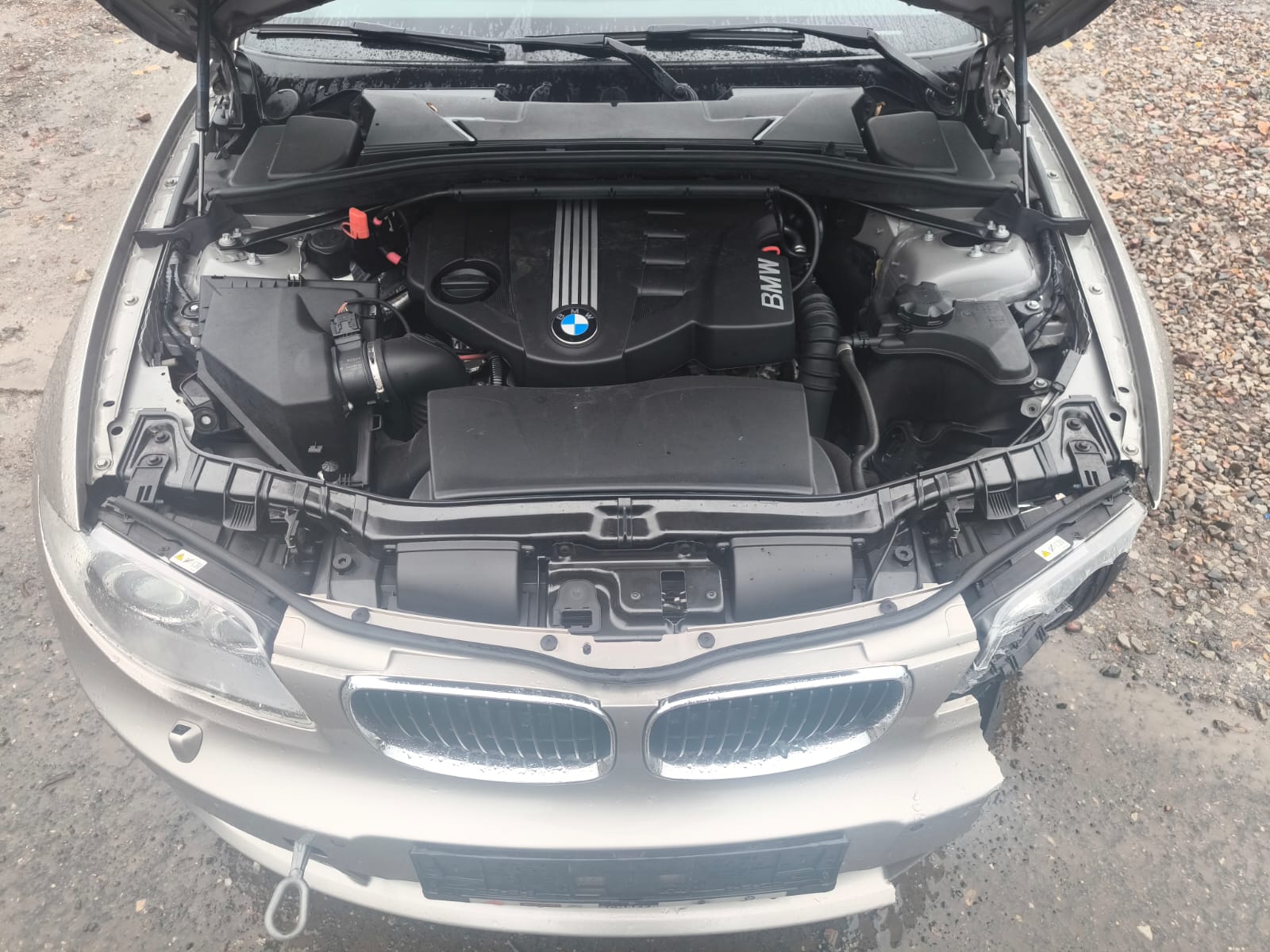 BMW 3er mit Frontschaden nach Unfall für schnellen Autoverkauf in Cuxhaven