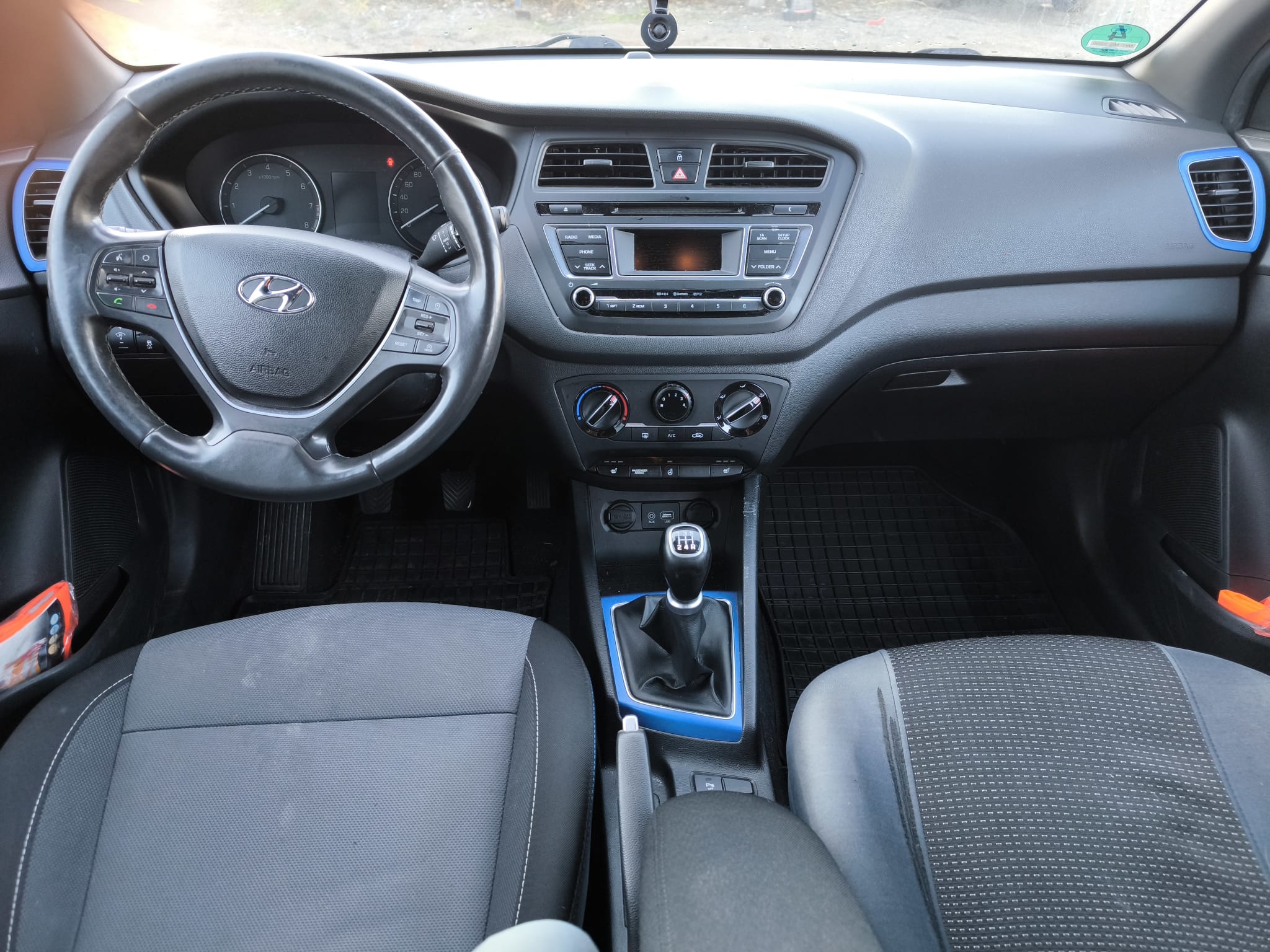 Hyundai Innenraum nach sicherem Auto verkaufen in Erfurt mit transparentem Online Ablauf