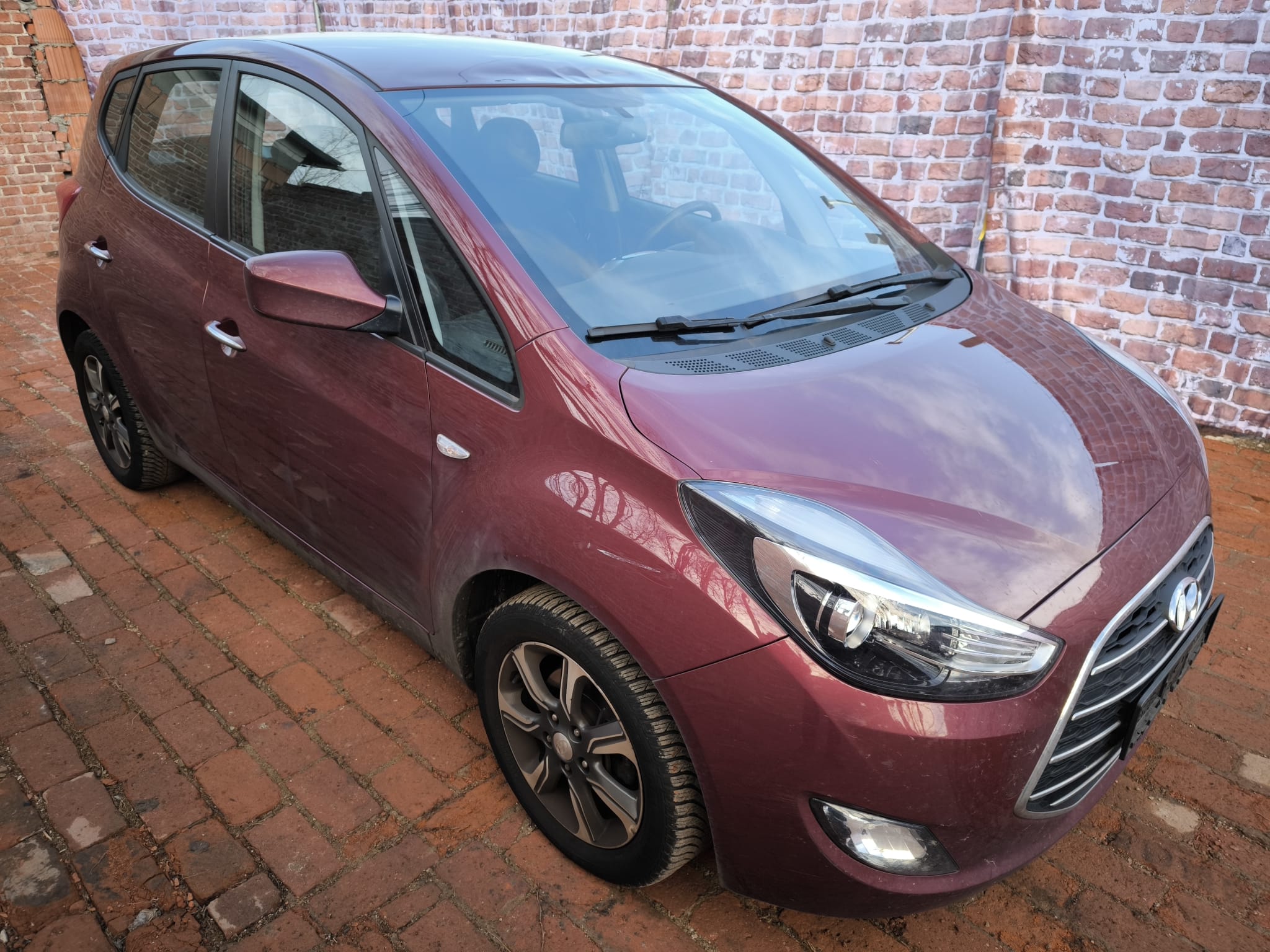 Hyundai ix20 mit Motorschaden in Erlangen verkaufen für ein faires Angebot