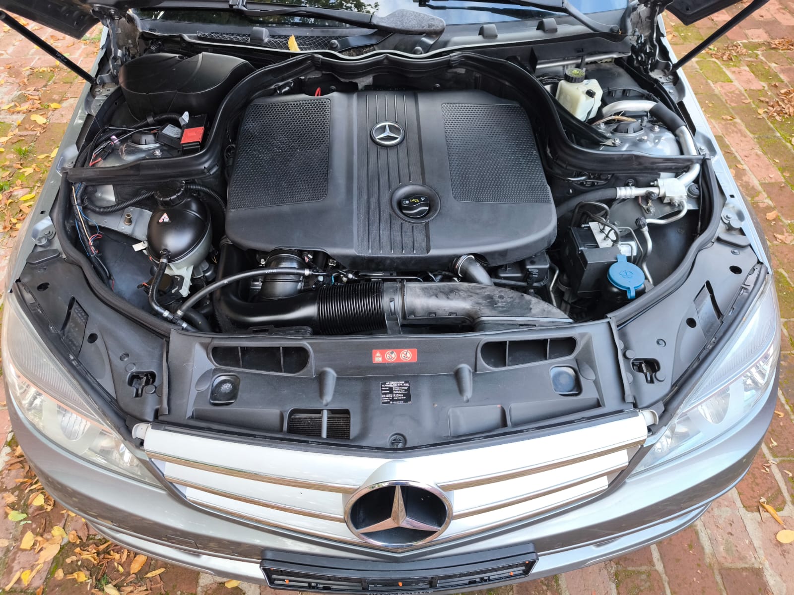 Mercedes mit Motorschaden in Ettlingen verkaufen und fachgerecht abholen lassen