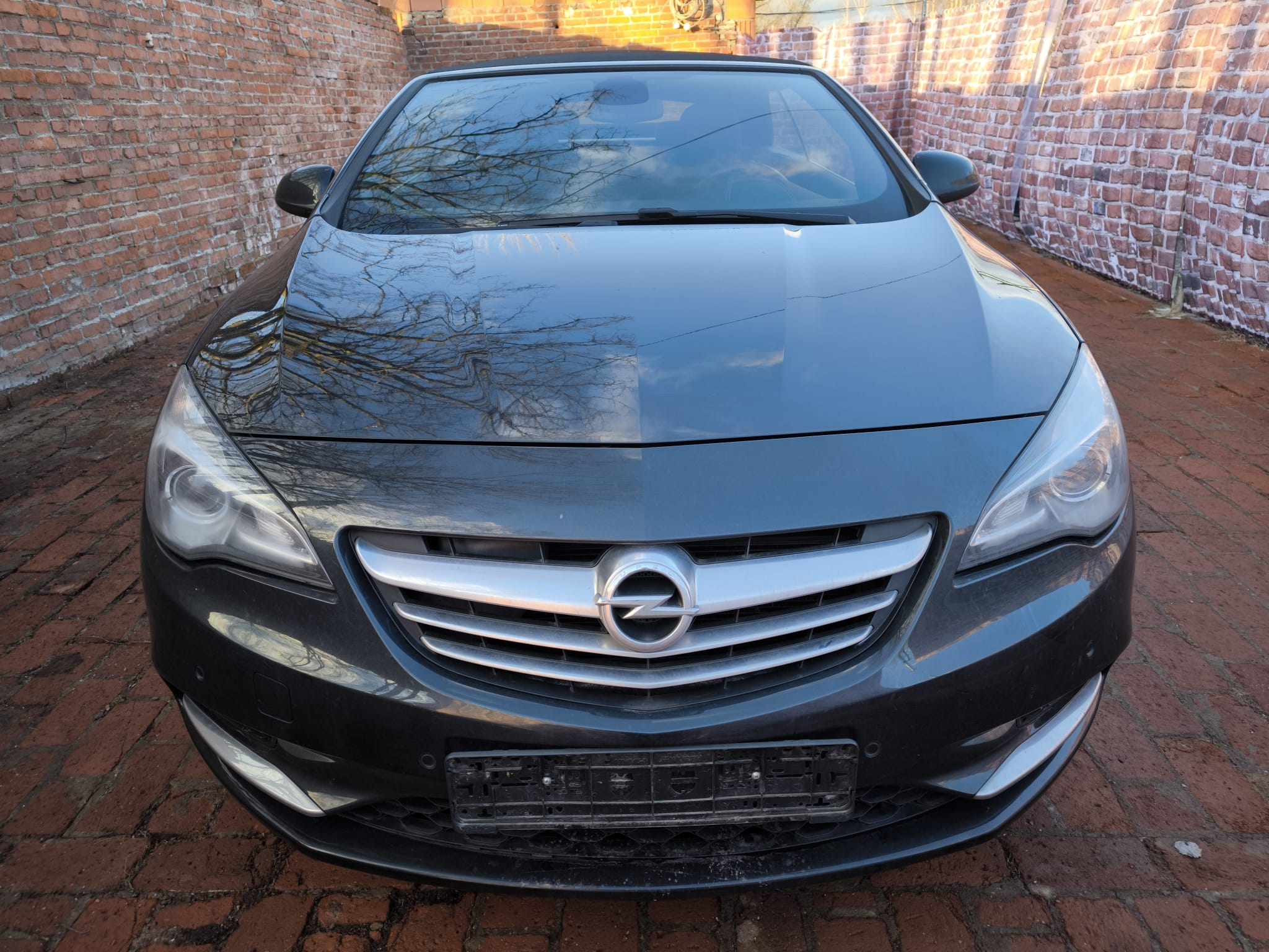 Gebrauchter Opel Insignia mit Motorschaden in Hagen erfolgreich verkauft und bereit zur kostenlosen Abholung