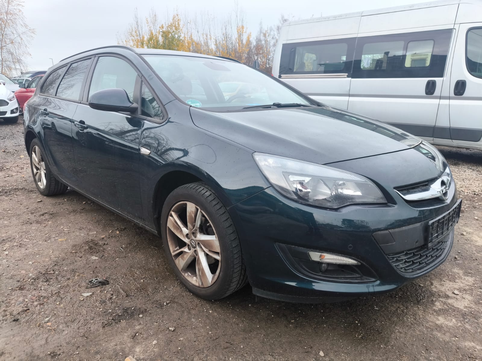 Gebrauchten Opel Astra Kombi mit Schaden in Lemgo verkaufen