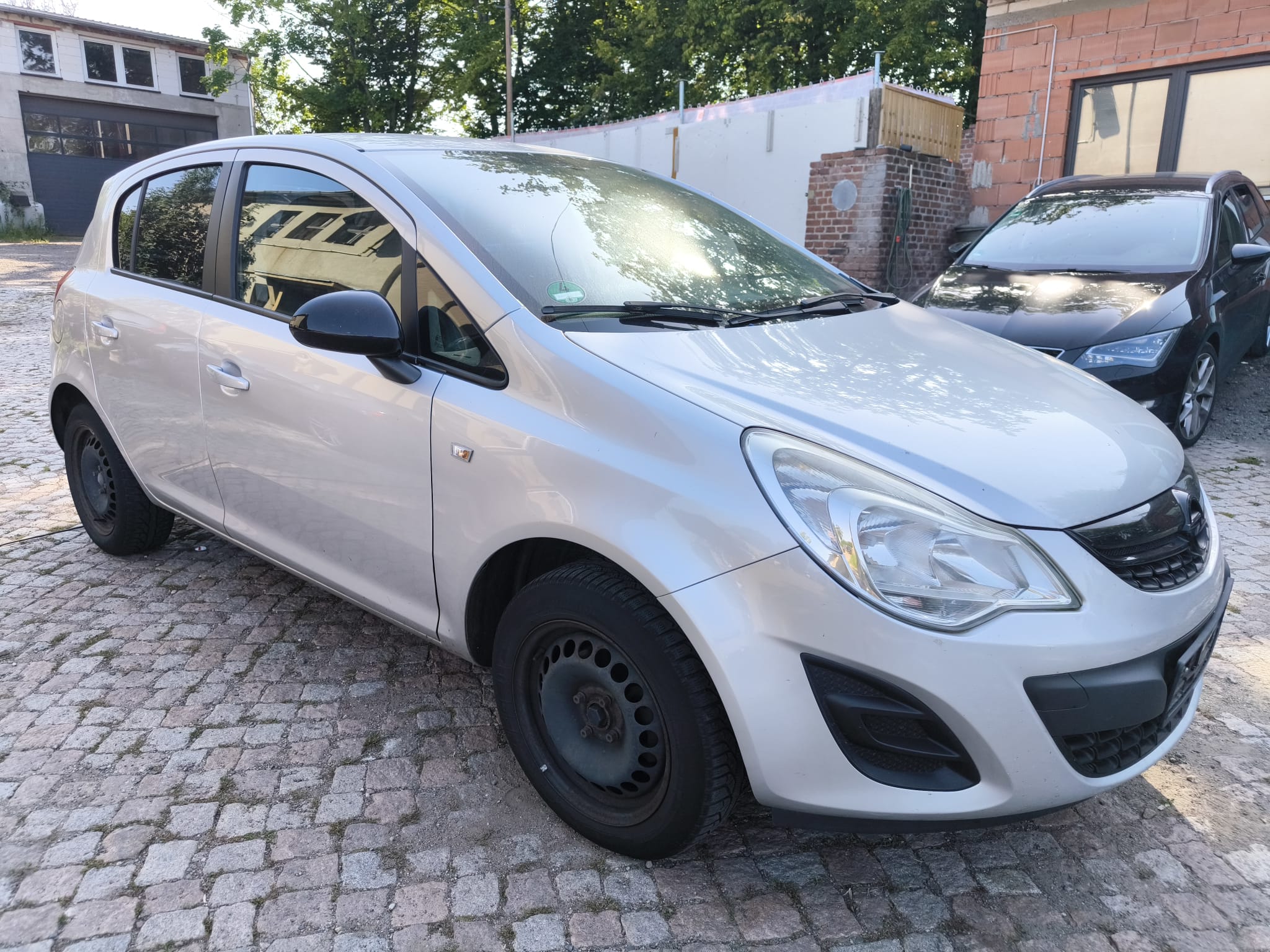 Silbernen Opel Corsa in Lindau als nicht fahrbereites Auto verkaufen