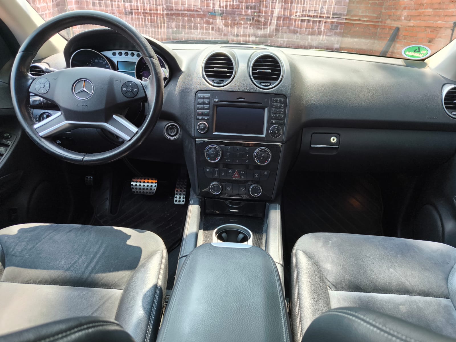 Mercedes Innenraum eines bereits verkauften Fahrzeugs beim strukturierten Auto verkaufen in Lindau