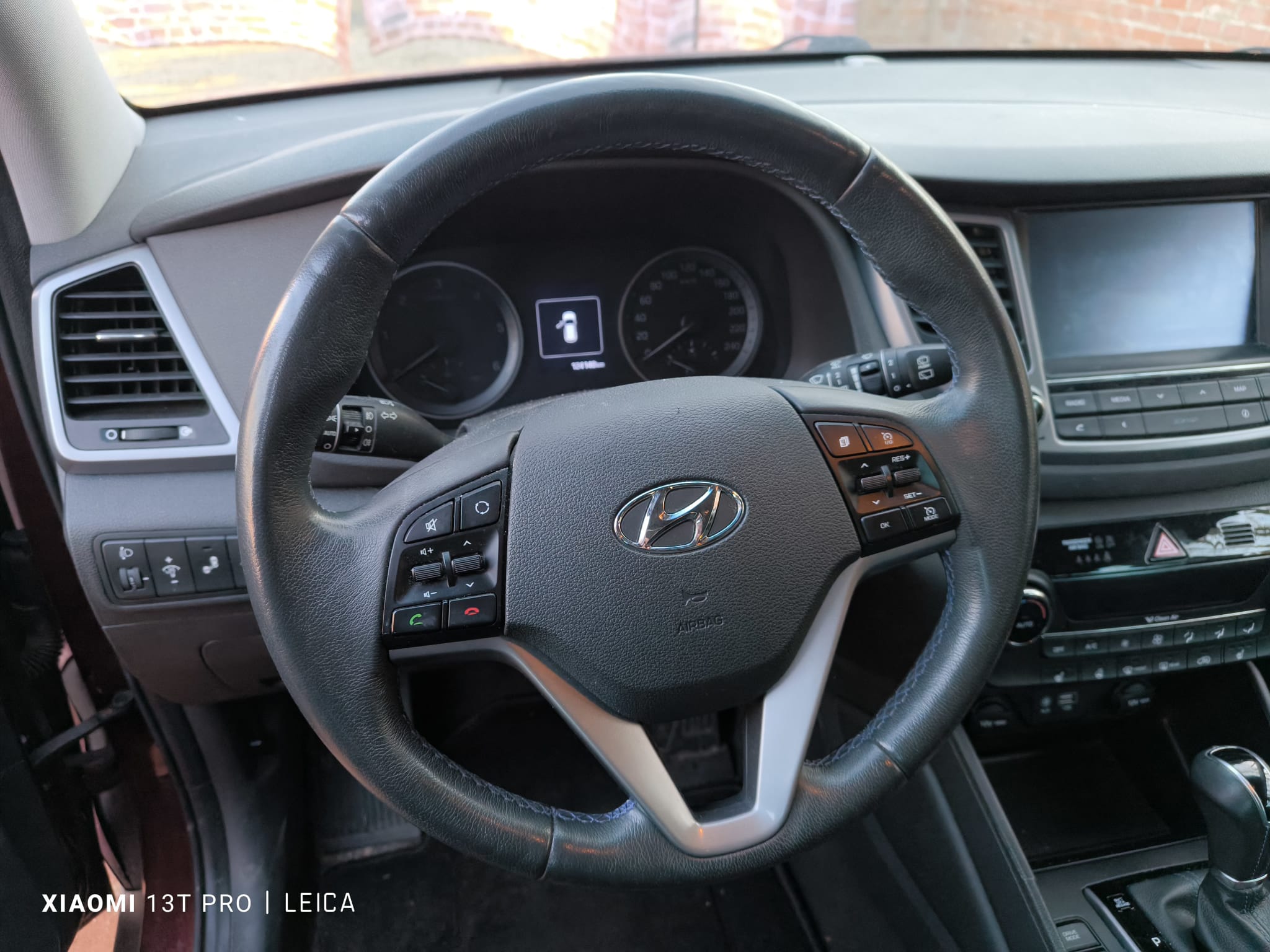 Hyundai Innenraum mit Lenkrad beim Auto verkaufen in Lüneburg