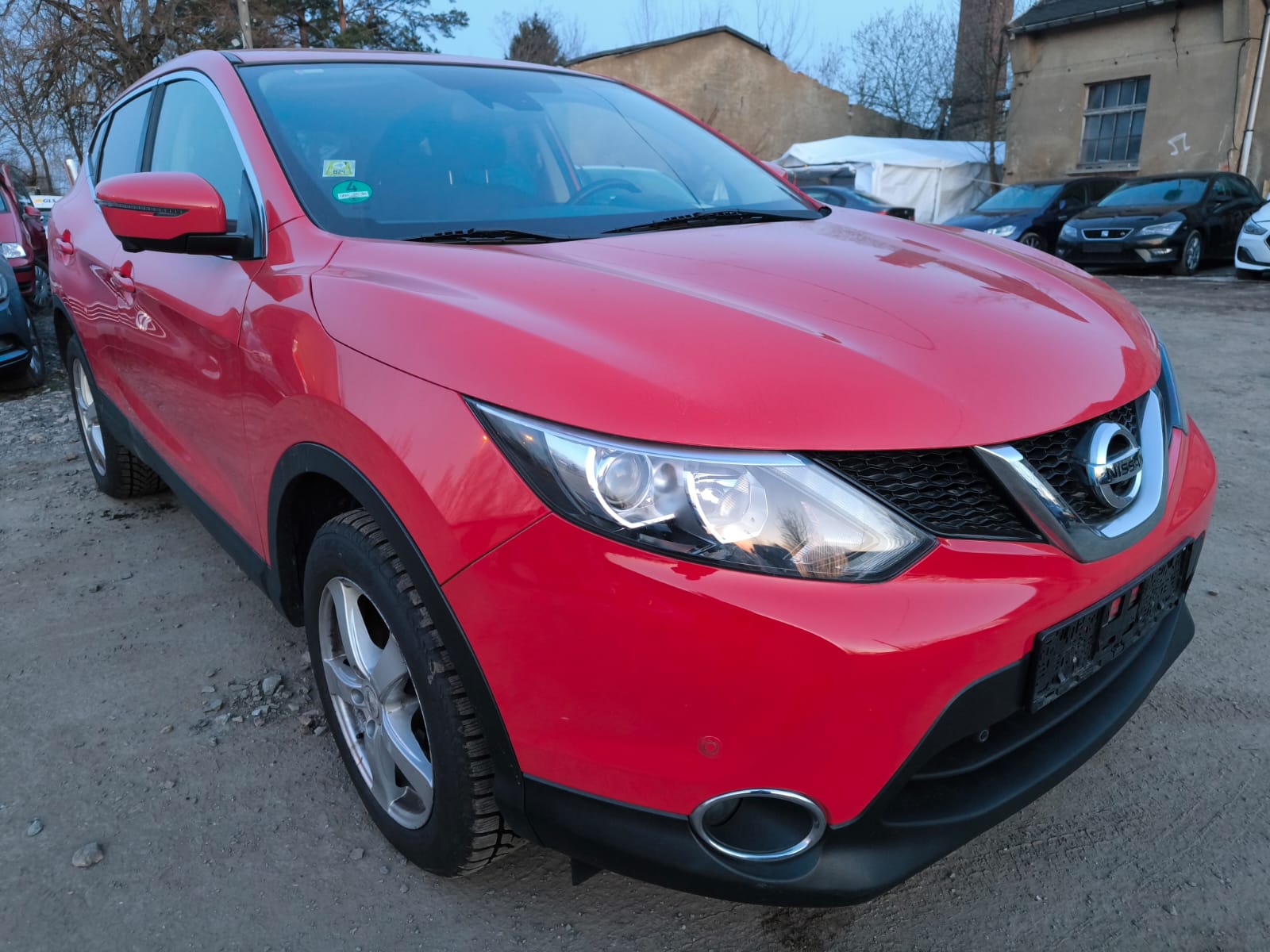 Roter Nissan Qashqai mit technischem Defekt in Neu-Ulm unkompliziert verkaufen
