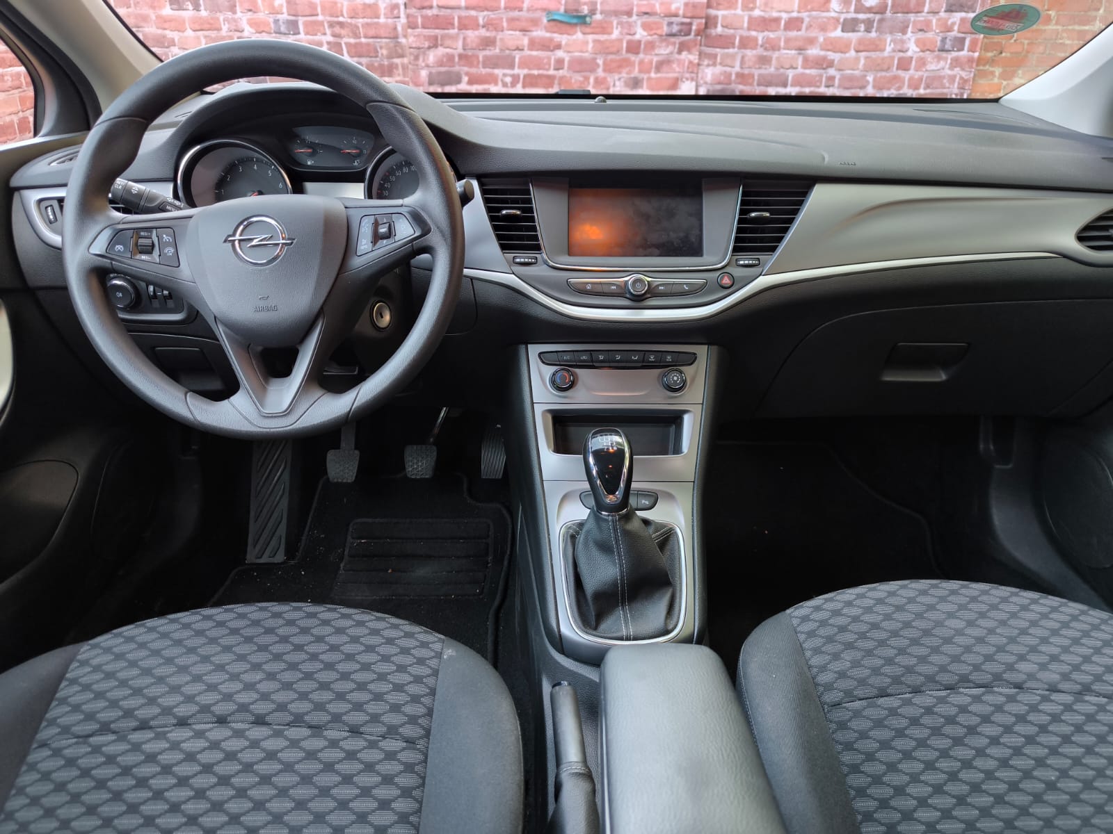Opel Innenraum in gepflegtem Zustand für sicheren Auto Verkauf in Rheda-Wiedenbrück