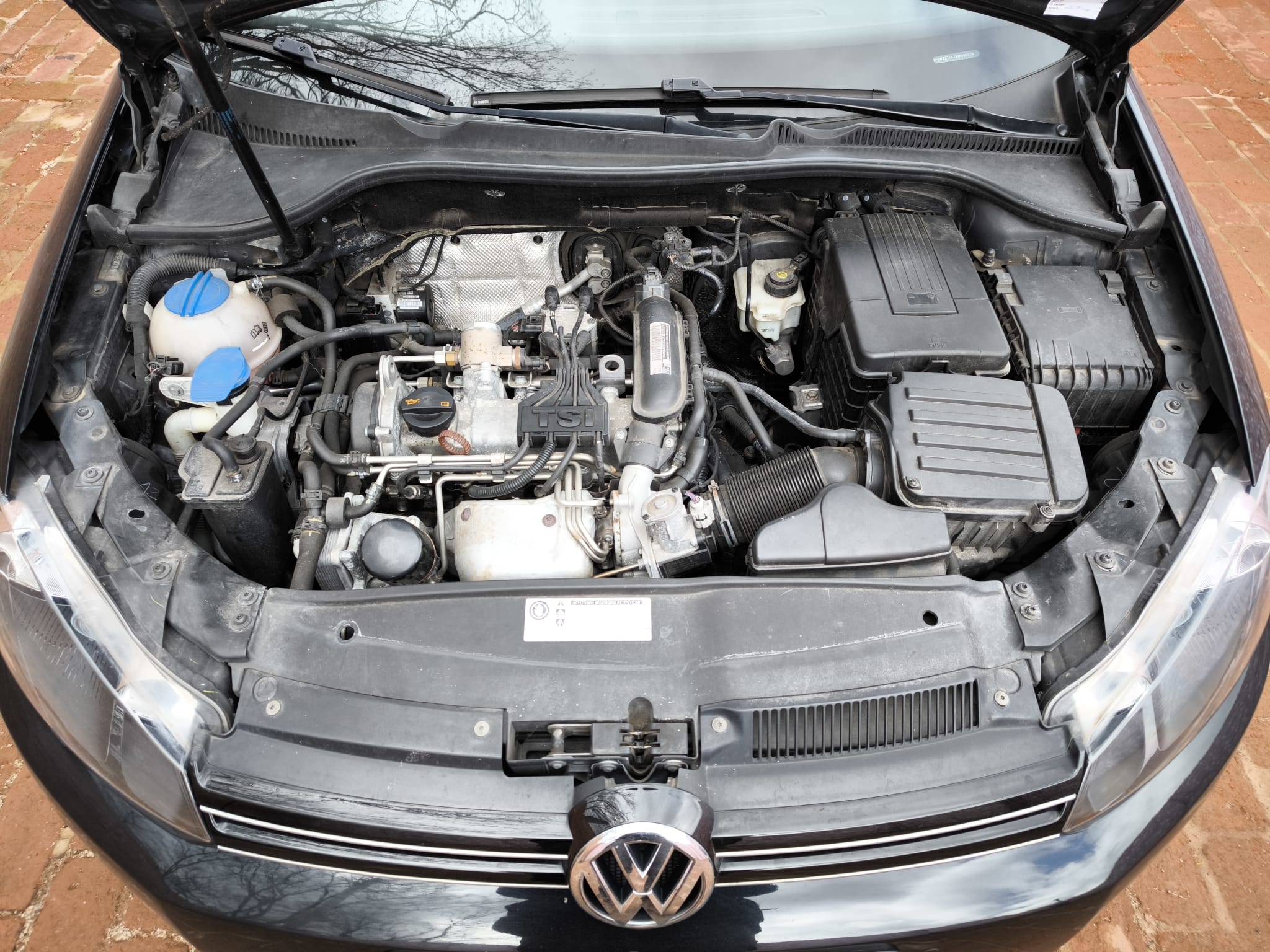 Volkswagen Motorraum mit Motorschaden für Auto verkaufen in Rüsselsheim am Main