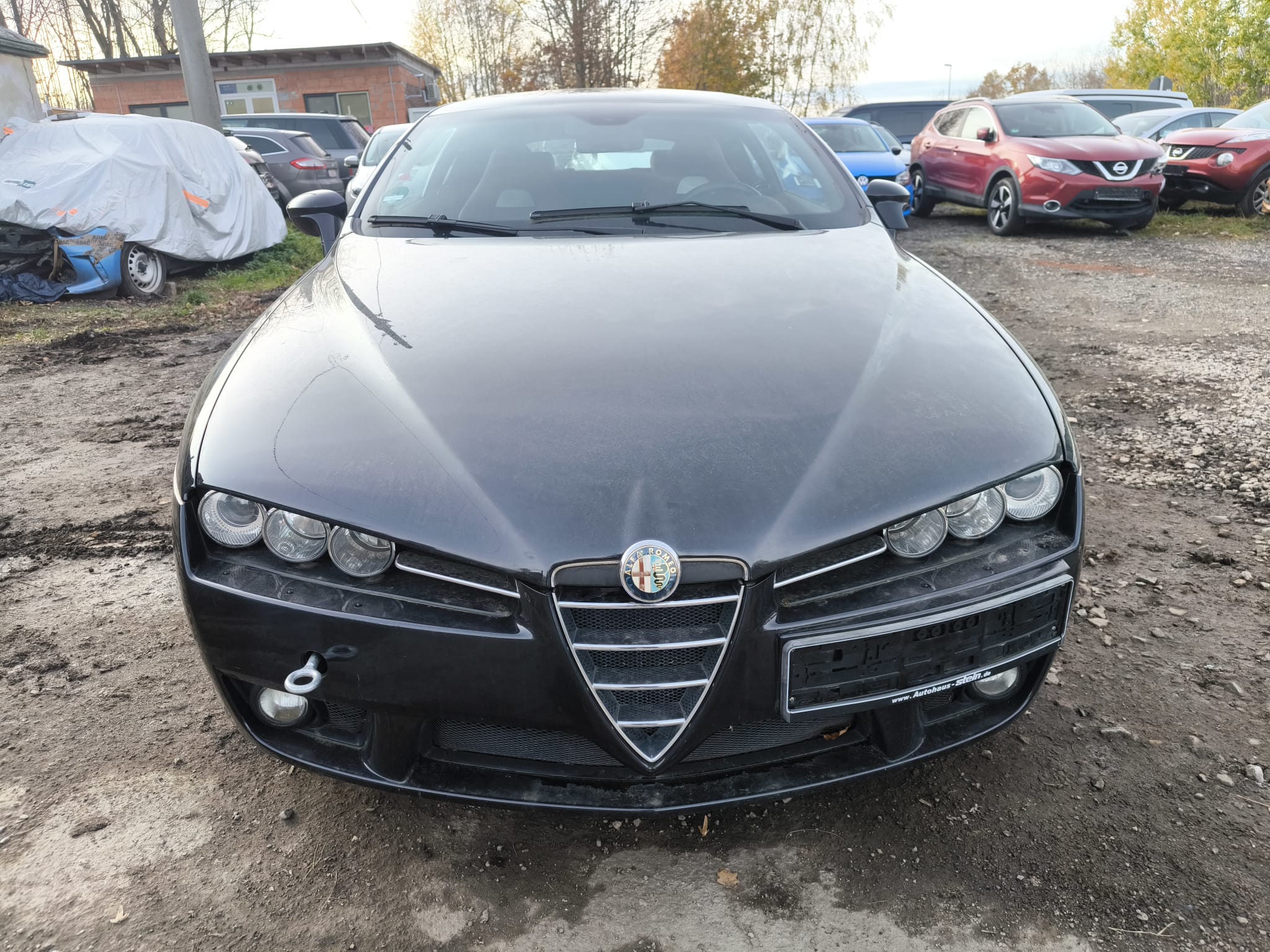 Alfa Romeo mit Motorschaden in Saalfeld verkaufen auf Schotterplatz