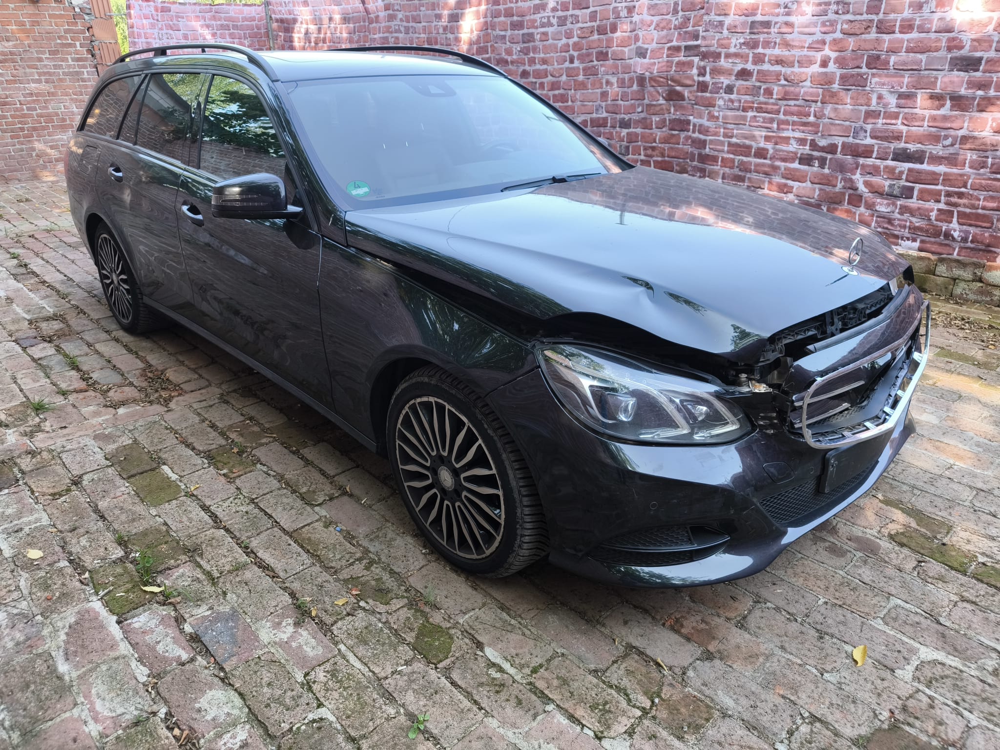 Beschädigten Mercedes Kombi in Schwabach unkompliziert verkaufen