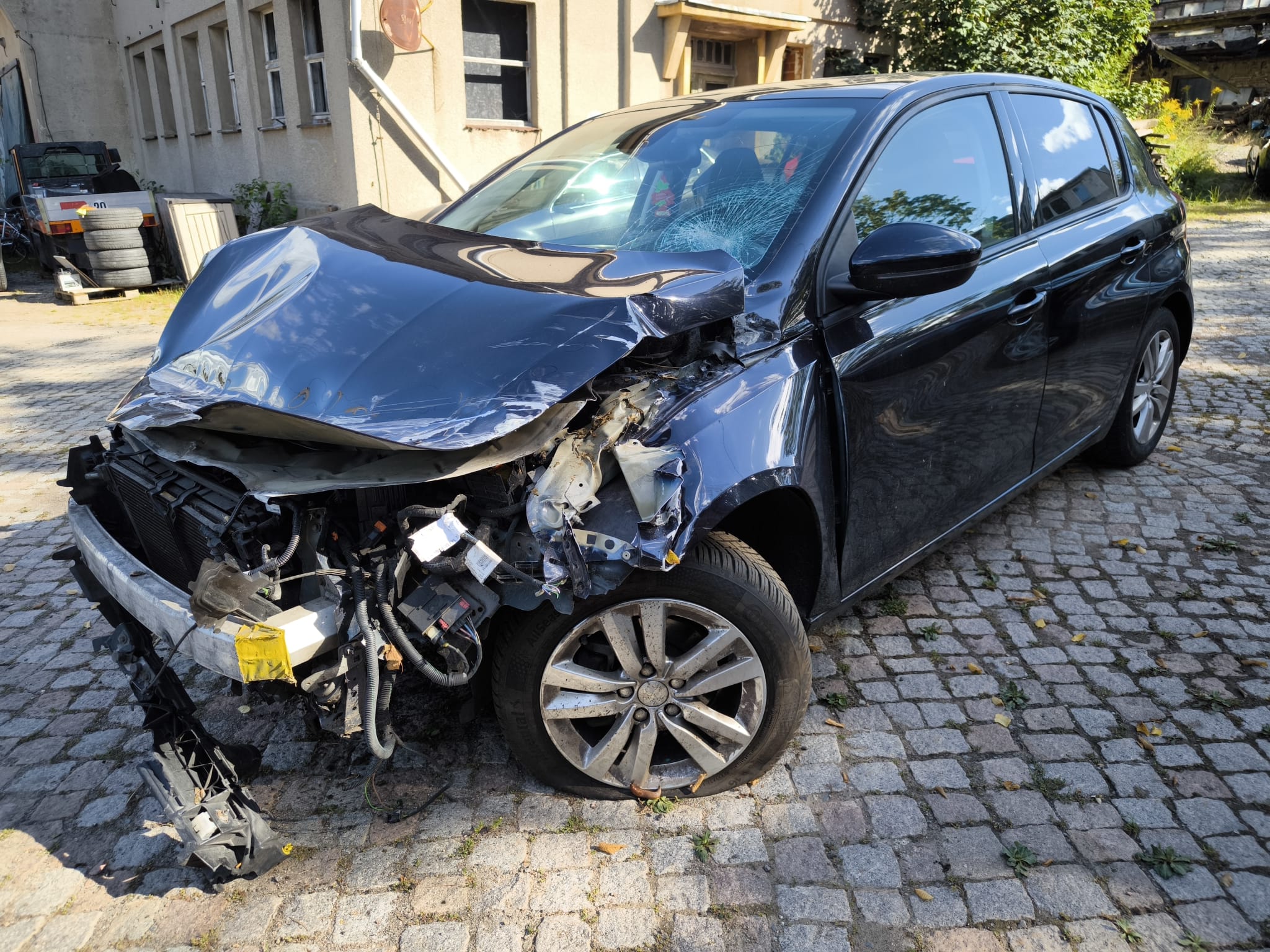 Schwer beschädigten VW Golf mit Unfallschaden in Schwäbisch Hall online verkaufen und bewerten lassen
