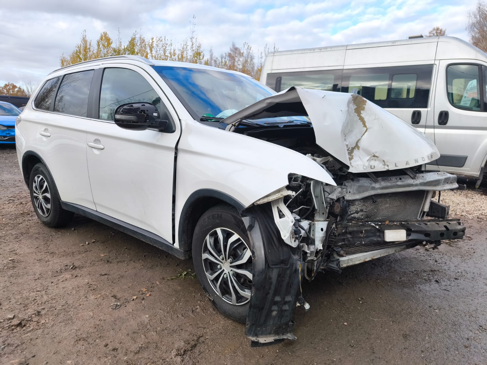 Verunfallten Mitsubishi Outlander SUV in Siegburg verkaufen mit marktgerechtem Online Preisangebot