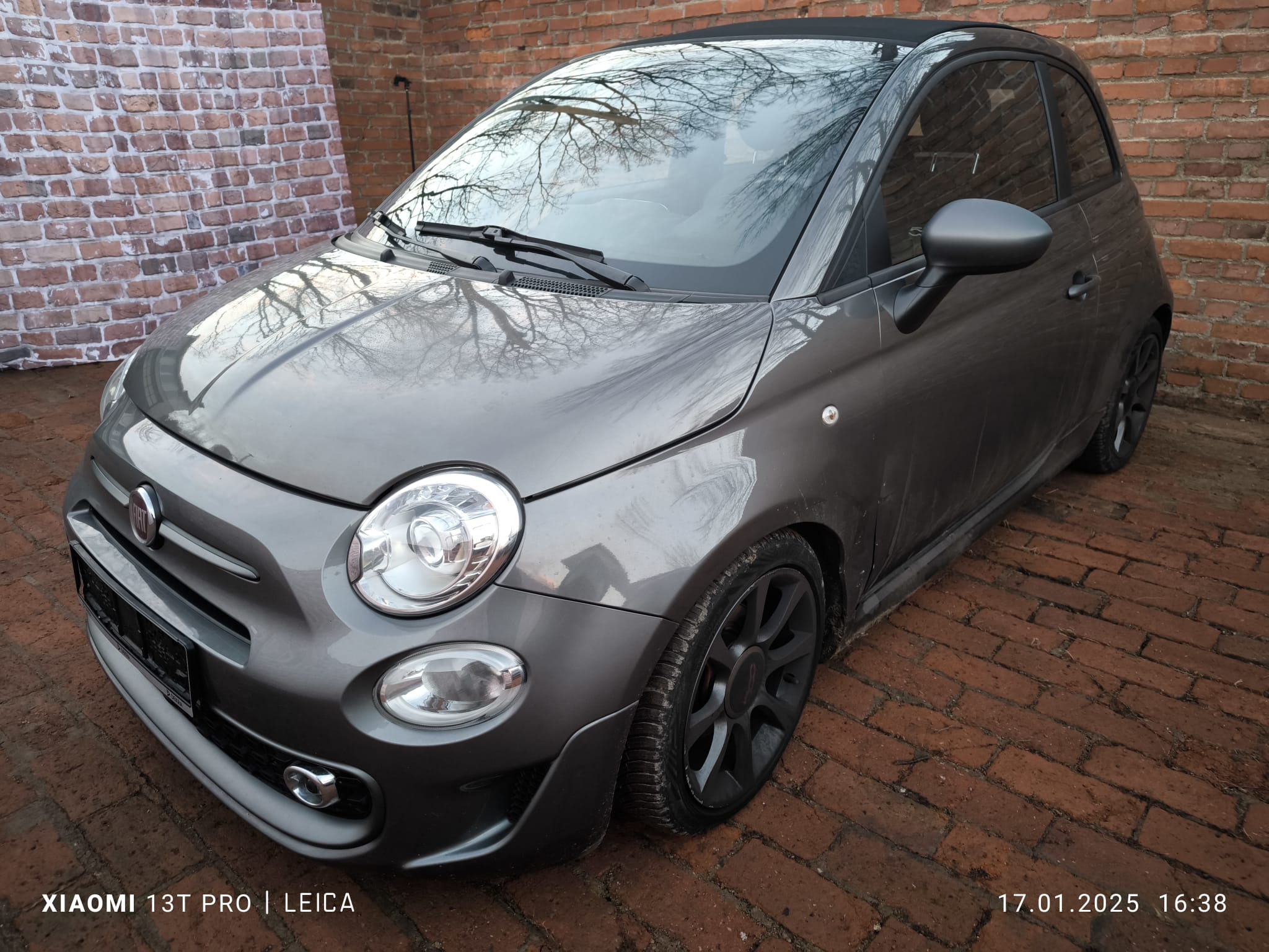 Fiat 500 in Stendal nach erfolgreichem Auto Verkauf von Unfallwagen mit Motorschaden