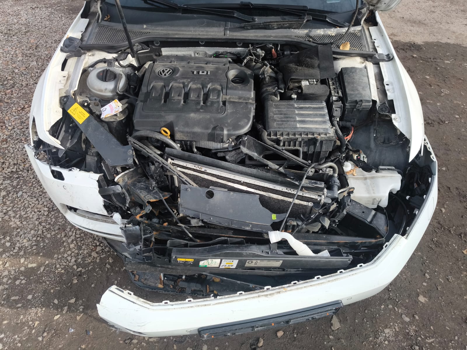 Stark beschädigten VW Unfallwagen mit Frontschaden in Villingen-Schwenningen realistisch verkaufen