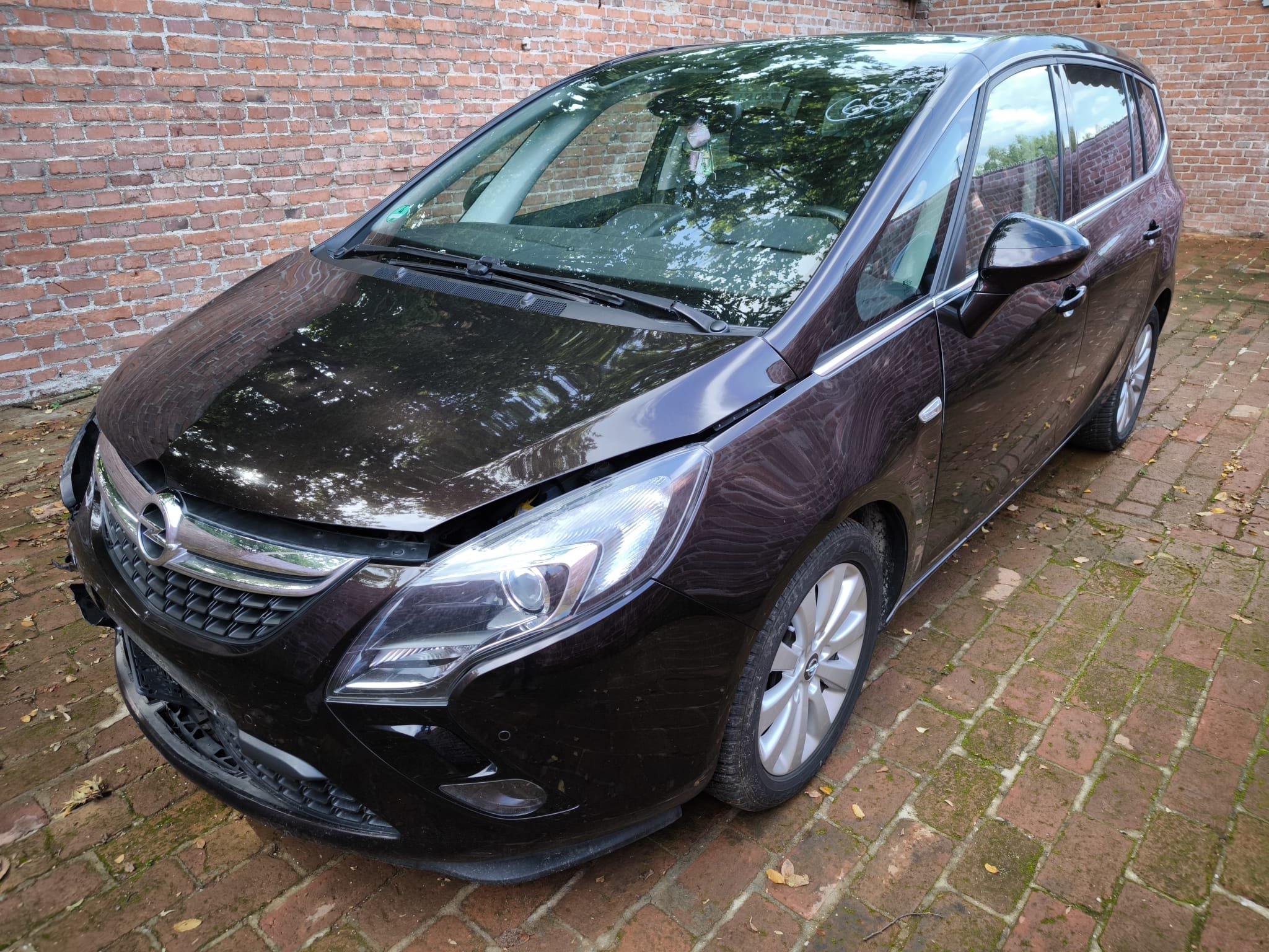 Beschädigten Opel Zafira in Willich online zum besten Preis verkaufen