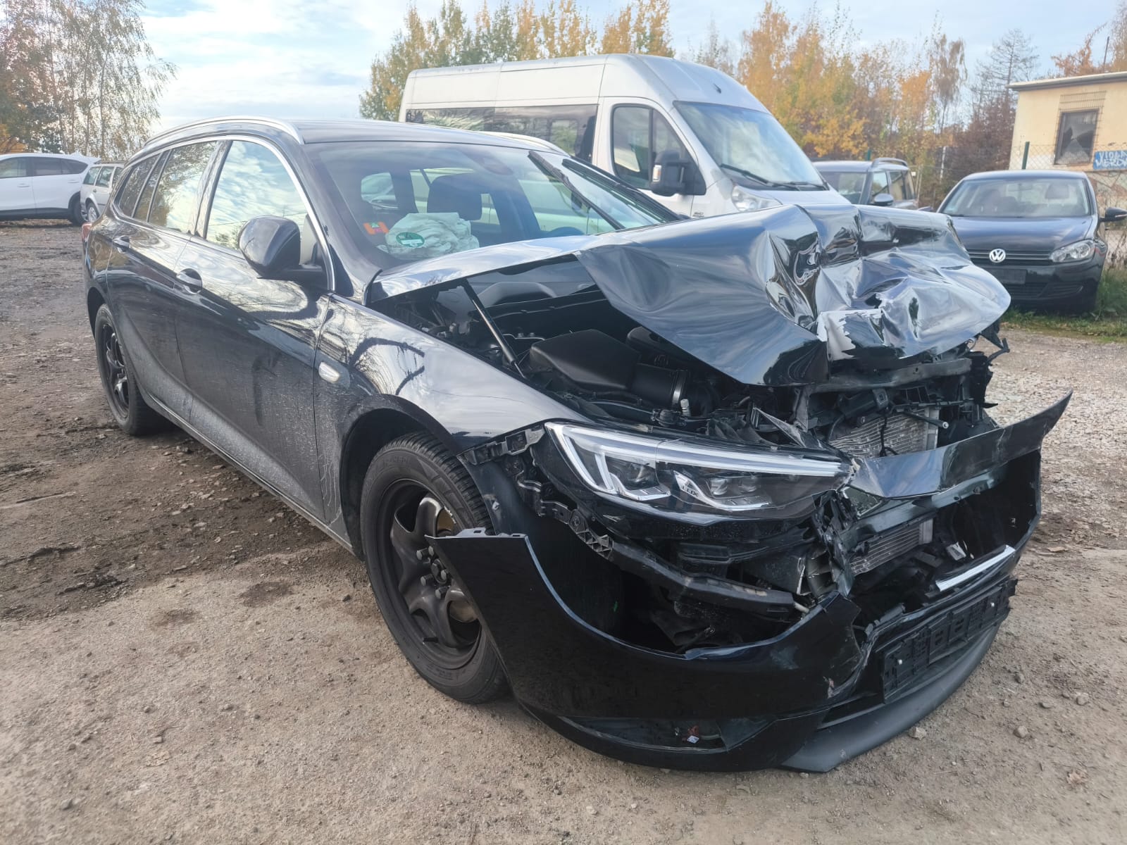 Schwer beschädigten Kombi nach Unfall in Zittau verkaufen als nicht fahrbereites Auto