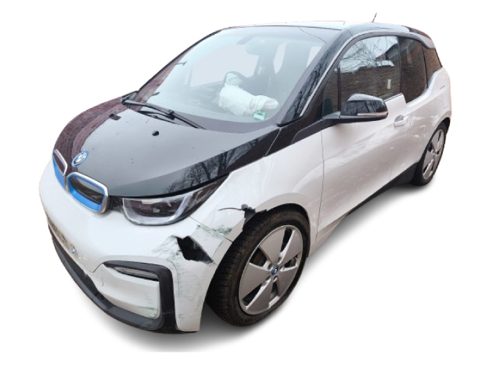 BMW i3 Unfallwagen mit Frontschaden