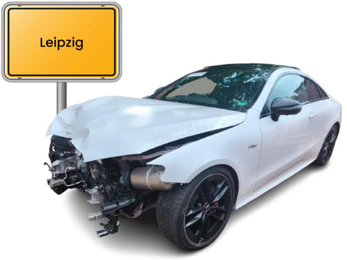 Autoankauf Leipzig mit Totalschaden am Leipzig-Schild