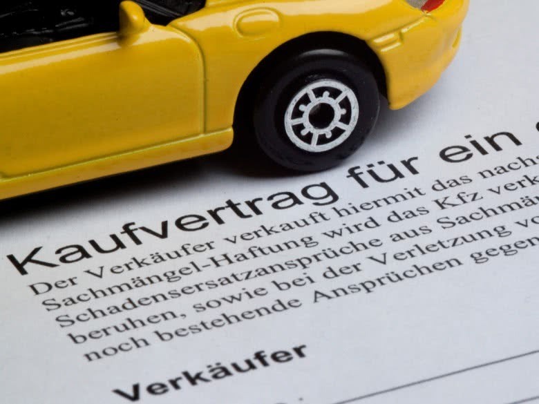 Beispielhafter Kaufvertrag beim Verkauf eines defekten Autos